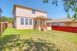 830 Campion Red in San Antonio, TX - Building Photo - Building Photo