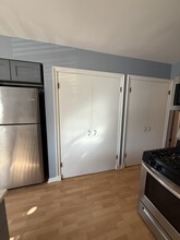 4036 N Austin Ave, Unit 1 in Chicago, IL - Building Photo - Building Photo