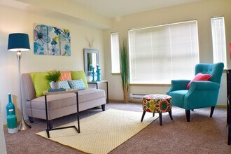 Moutainlake Senior Living Apartments in Mountlake Terrace, WA - Building Photo - Building Photo