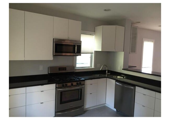 278 Cypress St, Unit 3