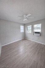 4960 Vincennes St in Cape Coral, FL - Building Photo - Building Photo