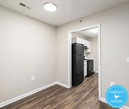 1041 W Barton St in Greensboro, NC - Building Photo - Building Photo