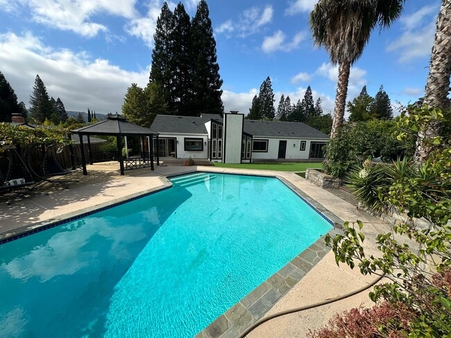 property at 865 El Cerro Blvd