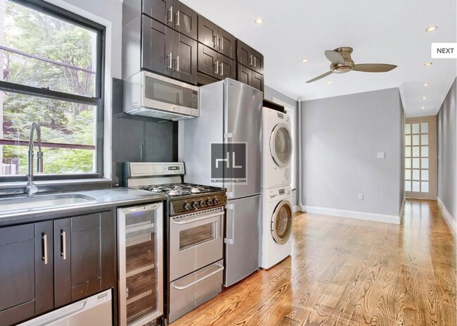 East 105th Street, Unit 10