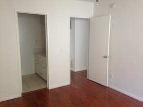 8654 Falmouth Ave in Playa Del Rey, CA - Building Photo - Building Photo