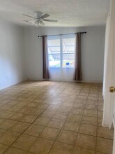 8933 Pine St in Boynton Beach, FL - Building Photo - Building Photo
