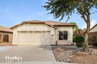 12408 W Woodland Ave in Avondale, AZ - Building Photo