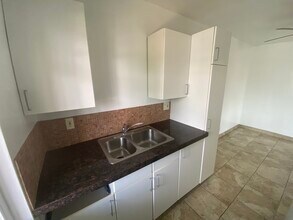 6230 Milton Ave, Unit A in Whittier, CA - Foto de edificio - Building Photo