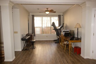 2912 Six Gun Trail in Austin, TX - Building Photo - Building Photo