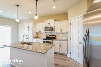 623 Alvin Rd in Clarksville, TN - Building Photo - Building Photo