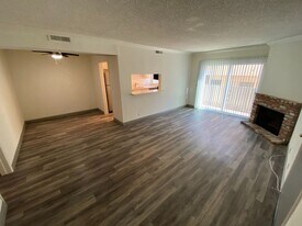 cen144 in Los Angeles, CA - Building Photo