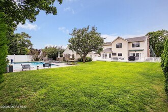 2163 Village Rd in Sea Girt, NJ - Foto de edificio - Building Photo