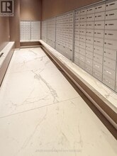 370 Martha St in Burlington, ON - Building Photo - Building Photo