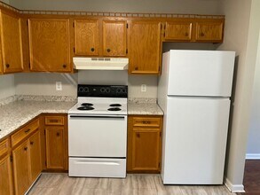 380 Turner St in Lincolnton, NC - Building Photo - Building Photo