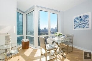 HUNTER STREET in Queens, NY - Building Photo