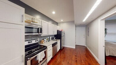 11 Anderson St, Unit 3F in Boston, MA - Foto de edificio - Building Photo