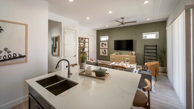 Tavalo Queen Creek in Queen Creek, AZ - Foto de edificio - Building Photo