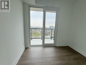 308-1308 Jarvis St in Toronto, ON - Building Photo - Building Photo