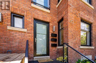 172 Indian Rd Crescent in Toronto, ON - Building Photo - Building Photo