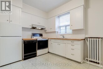 271 Lauder Ave in Toronto, ON - Building Photo - Building Photo