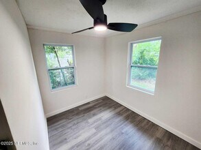 2750 Glen Mawr Rd in Jacksonville, FL - Building Photo - Building Photo