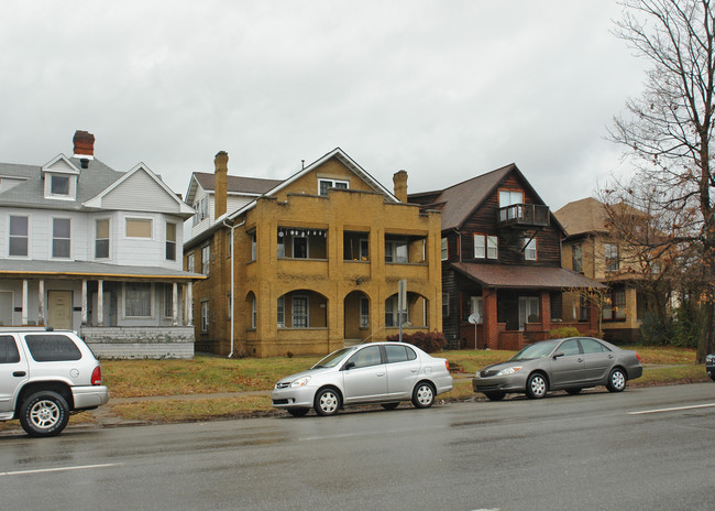 2584 3rd Ave in Huntington, WV - Building Photo - Building Photo