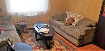 412 Commercial Ave in Cliffside Park, NJ - Building Photo - Building Photo