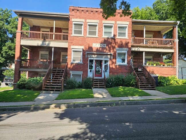 338 Brooklyn Ave, Unit 338-1BrooklynAve