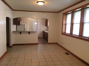 215 E Wildwood Ave in Fort Wayne, IN - Building Photo - Building Photo