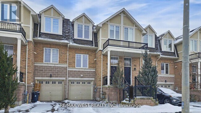 35 Bell Estate Rd in Toronto, ON - Building Photo - Building Photo