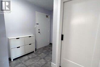 1096 Jalna Blvd in London, ON - Building Photo - Building Photo