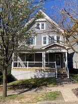 907 Myrtle St in Scranton, PA - Building Photo