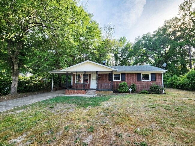 1446 Thelbert Dr in Fayetteville, NC - Building Photo - Building Photo