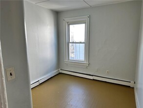 120 East St in Woonsocket, RI - Building Photo - Building Photo