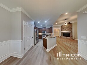 210 Niagra Ln in Murfreesboro, TN - Foto de edificio - Building Photo
