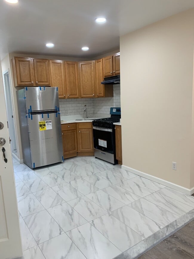 property at 27-41-41 Butler St