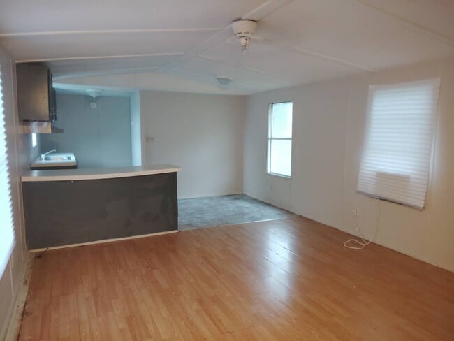 70 Red Fox Loop in Clyde, NC - Building Photo - Building Photo