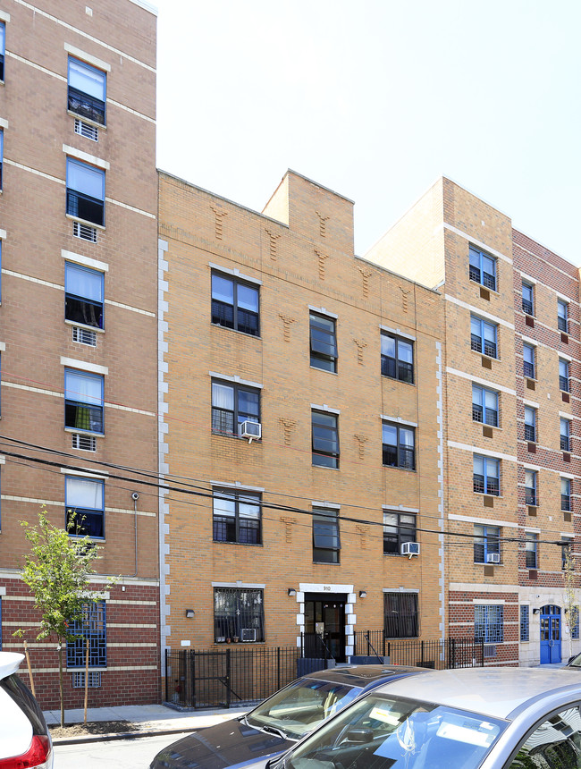 910 E 178th St in Bronx, NY - Building Photo - Building Photo