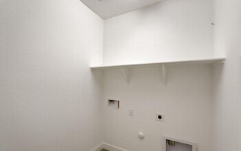 24151 W Gross Ave in Buckeye, AZ - Building Photo - Building Photo