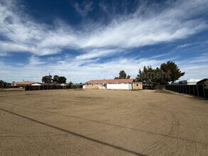 15006 Tuscola Rd in Apple Valley, CA - Building Photo - Building Photo