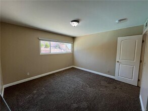 19241 Nashville St in Los Angeles, CA - Building Photo - Building Photo