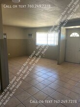 21495 Nisqually Rd in Apple Valley, CA - Foto de edificio - Building Photo