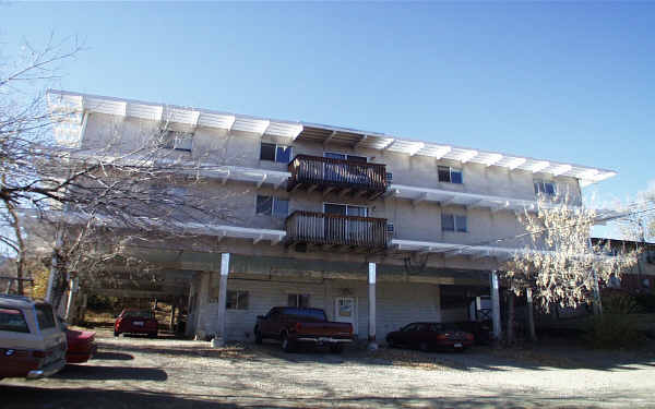 1615 Washington Ave in Golden, CO - Building Photo