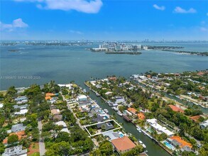 1160 NE 91st St in Miami, FL - Building Photo - Building Photo