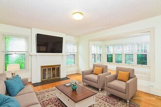 509 6th St SE in Minneapolis, MN - Building Photo - Building Photo