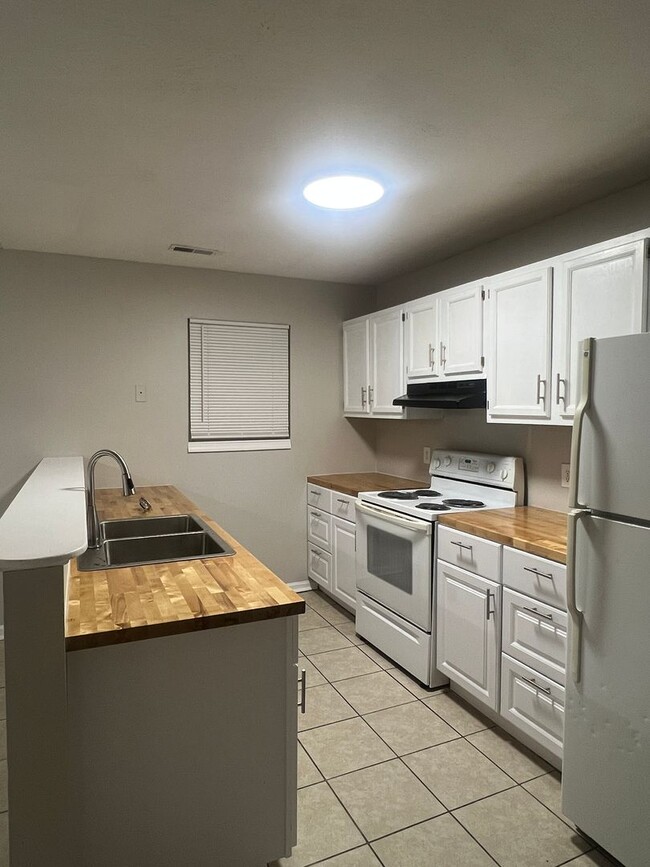 2823 Wheeler St in Indianapolis, IN - Building Photo - Building Photo