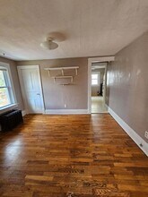 1603 Jerome St, Unit B in Lansing, MI - Building Photo - Building Photo