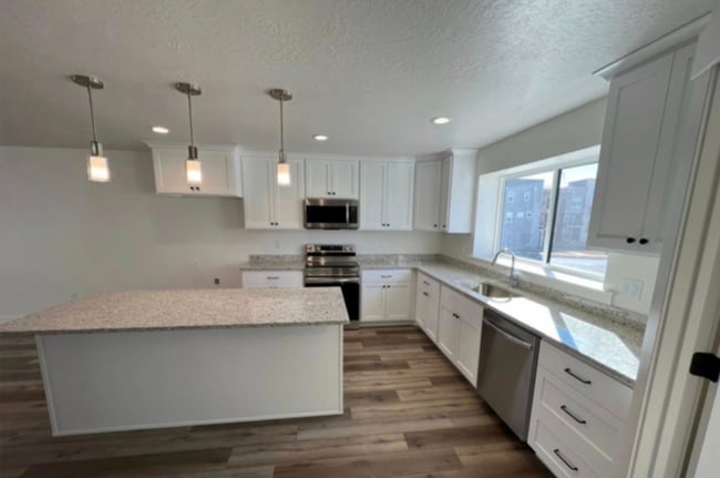 383 S 650 E in American Fork, UT - Building Photo - Building Photo