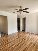 4835 N Old Laurens Rd in Gray Court, SC - Building Photo - Building Photo