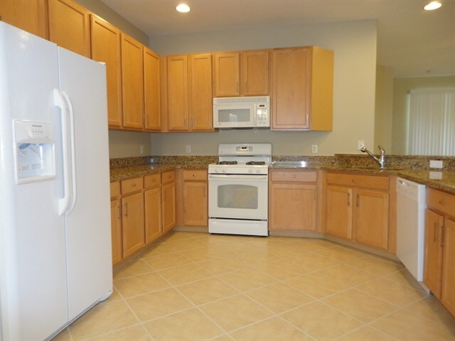 15692 Lemon Fish Dr in Lakewood Ranch, FL - Building Photo - Building Photo